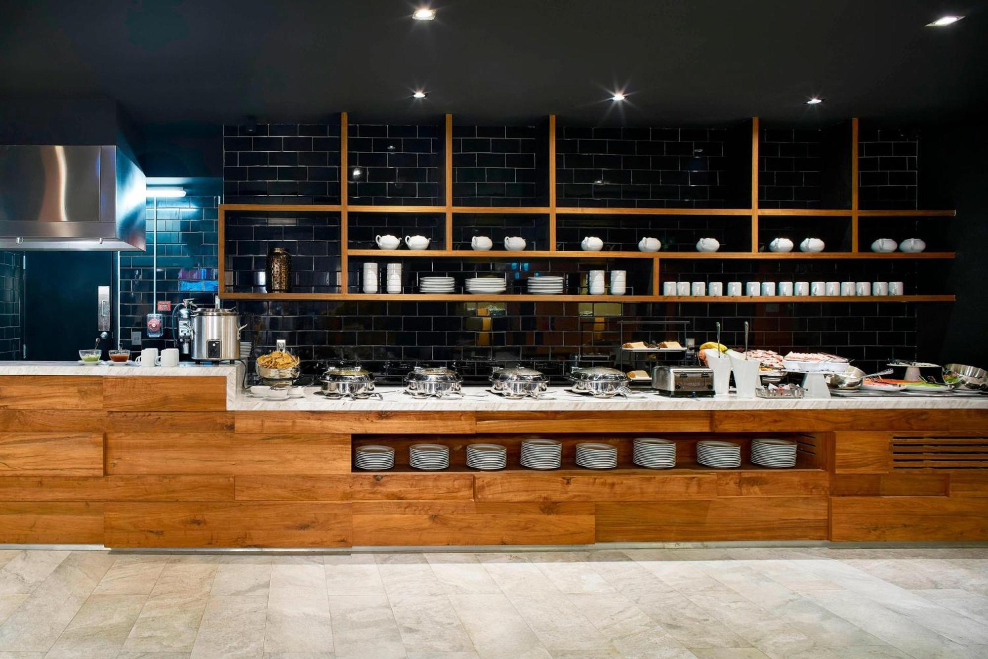 Courtyard By Marriott Mexico City Toreo Esterno foto